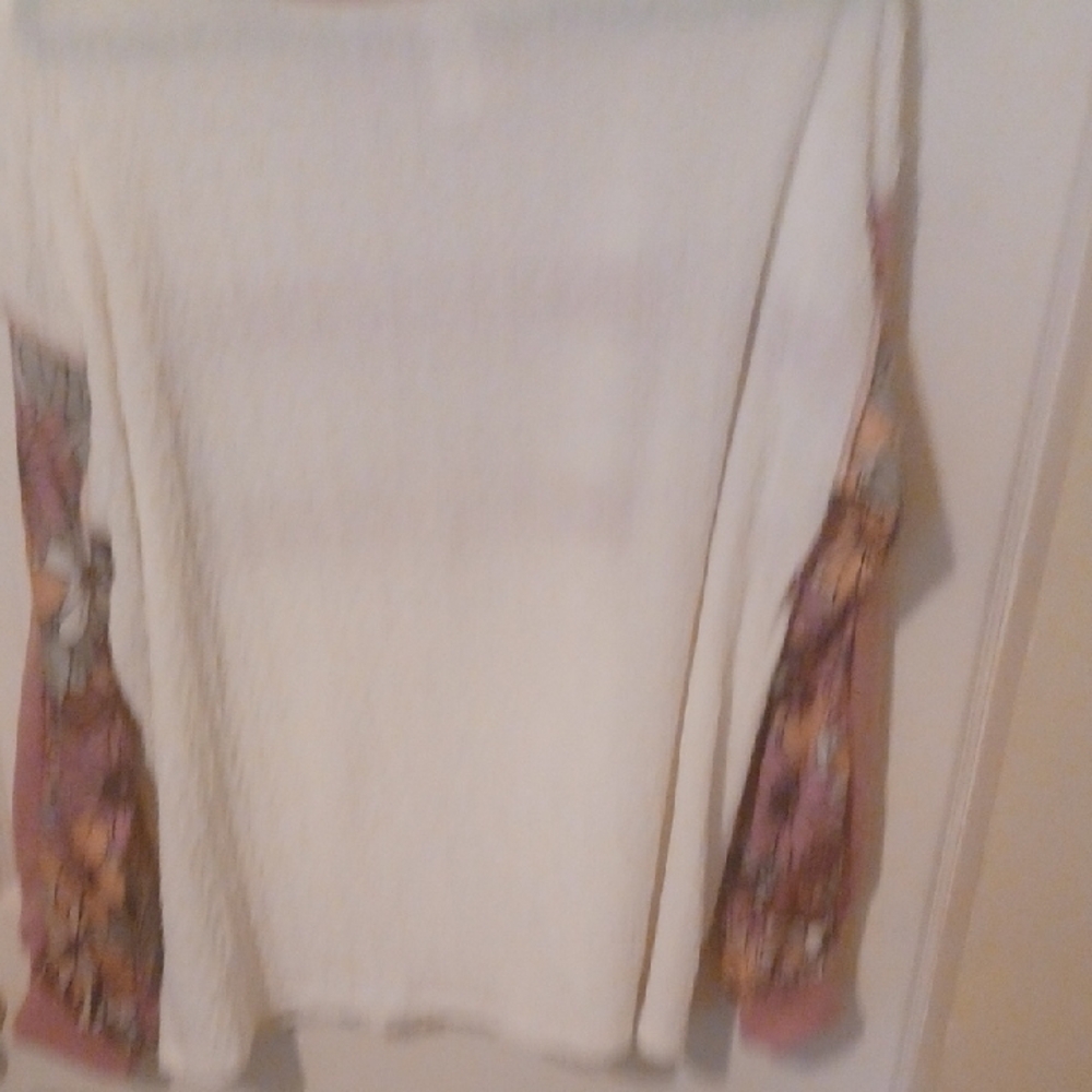 BiBi Cream and Pink Floral Sweatshirt - Picture 3 of 4